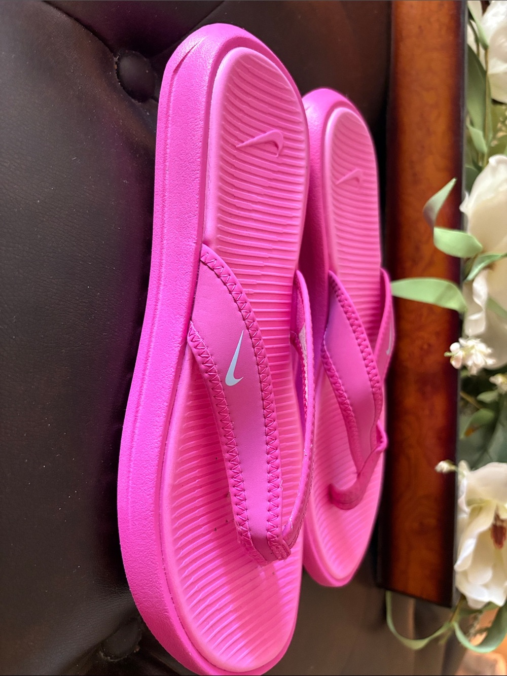 Nike Women's Bright Pink Cushioned Thong Sandals